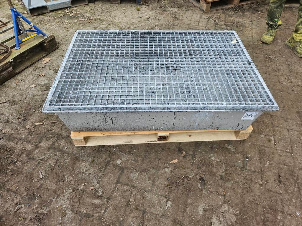 Lekbak kunstof, Ophalen, Zo goed als nieuw