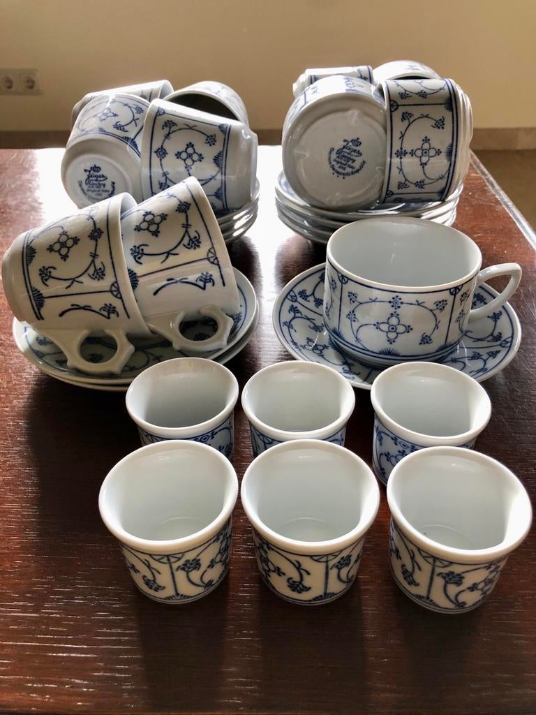 Jäger Servies: Blau Saks koffie- en theekopjes en Eierdopjes, Ophalen of Verzenden