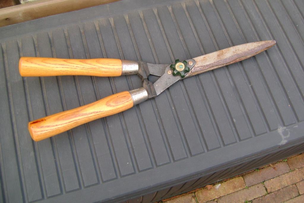 Heggenschaar, Ophalen, Gebruikt, Handmatig