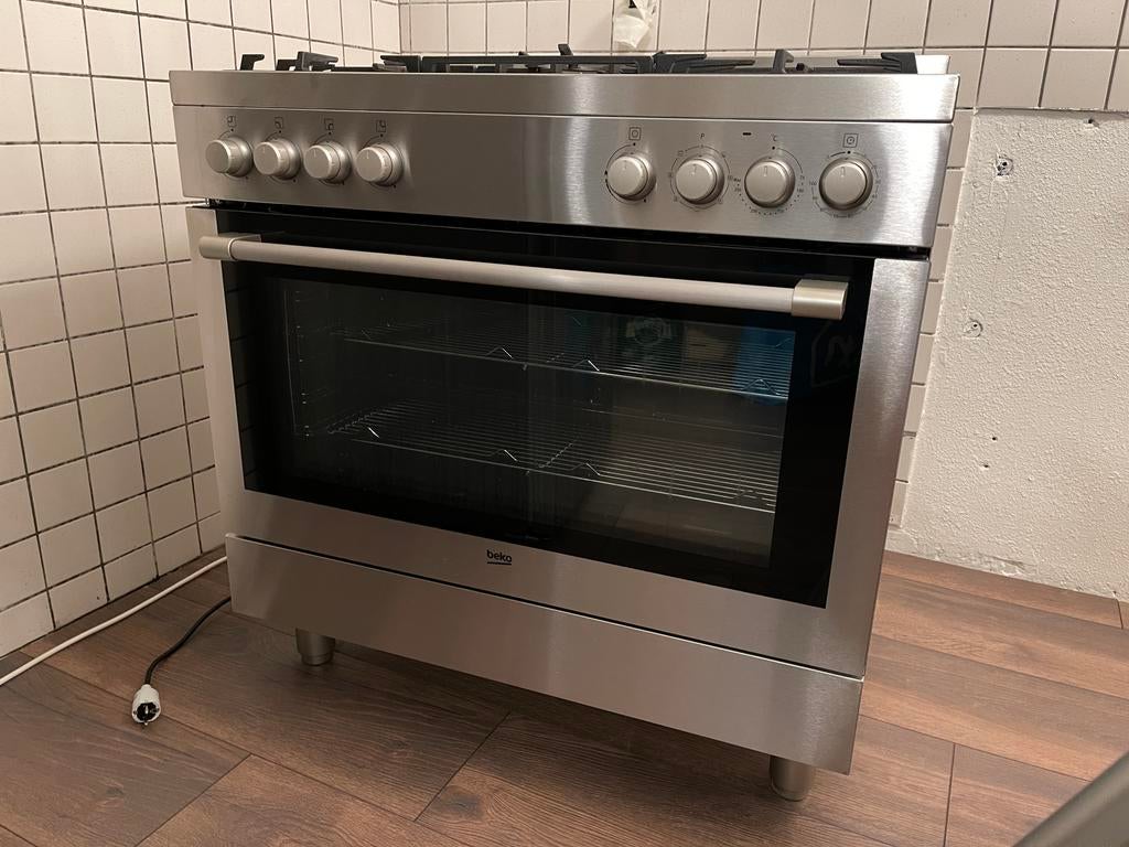 BEKO GM15120DXPR NL - Fornuis - Gas - breedte 90 cm, Witgoed en Apparatuur, Fornuizen, Ophalen, 60 cm of meer, Zo goed als nieuw