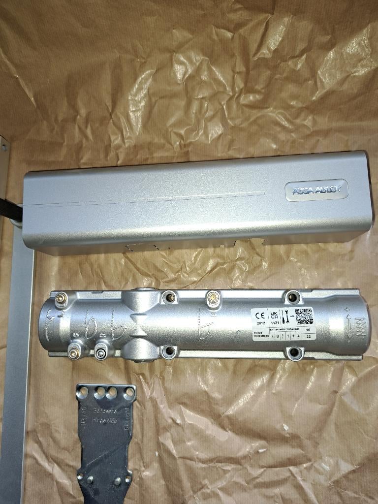 ASSA ABLOY Deurdranger DC 500 incl glijarm montageplaat, Ophalen, 120 cm of meer, 215 cm of meer, Buitendeur