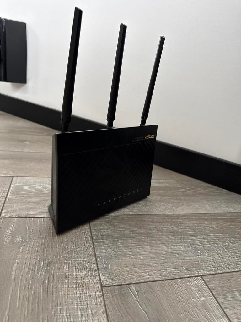 Asus AC1900 Dual Band Router - Uitstekende WiFi!, Ophalen, Zo goed als nieuw, Router