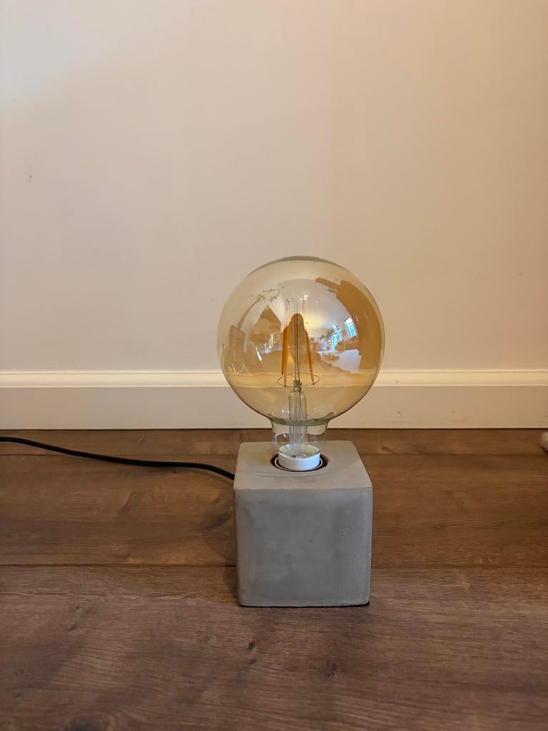 Industriële Betonnen Design Lamp Concrete Industrial, Overige materialen, Nieuw, Ophalen of Verzenden, Minder dan 50 cm