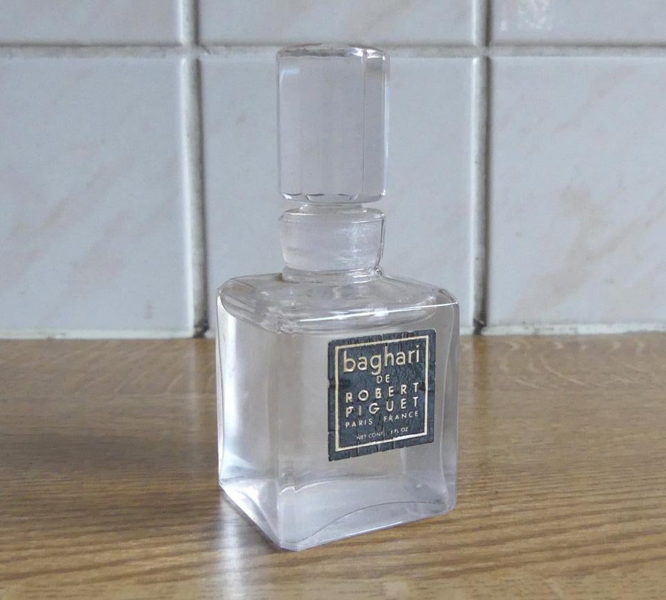 Robert Puget Baghari parfumflesje dummy flesje factice?, Ophalen of Verzenden, Gebruikt, Verpakking