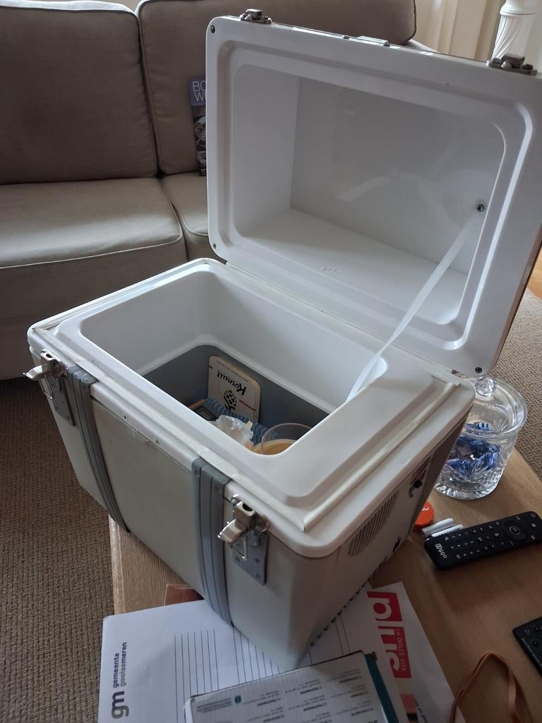 Koelbox / Warmhoudbox - 40x28x28 cm, Ophalen, Gebruikt, Koelbox, Koelelement