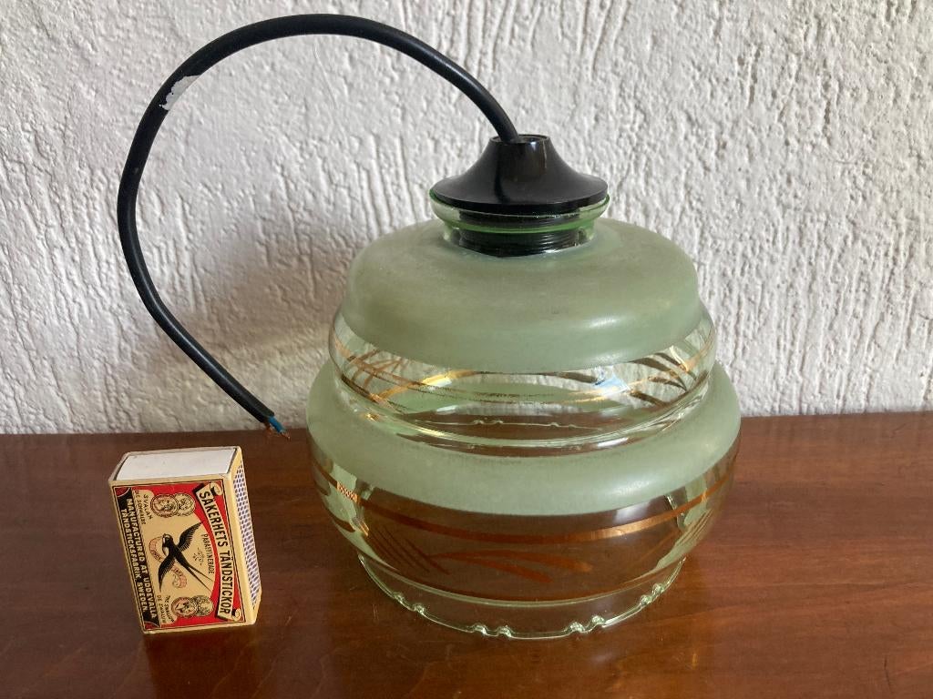Vintage glazen groen hanglampje gestapeld gewelfd glas retro, Gebruikt, Ophalen of Verzenden, Glas, Minder dan 50 cm