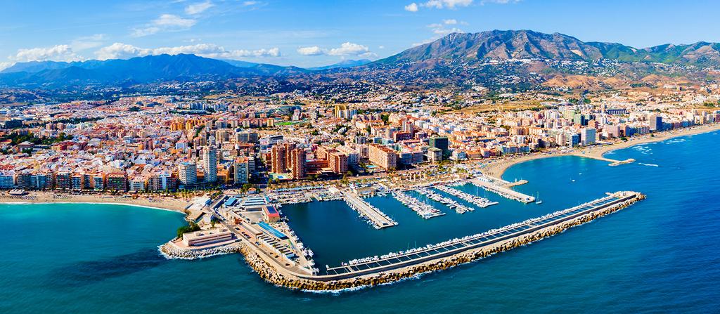 Prachtig appartement in Fuengirola direct aan het strand!, Vakantie, Dorp, 2 slaapkamers, Wasmachine, Appartement