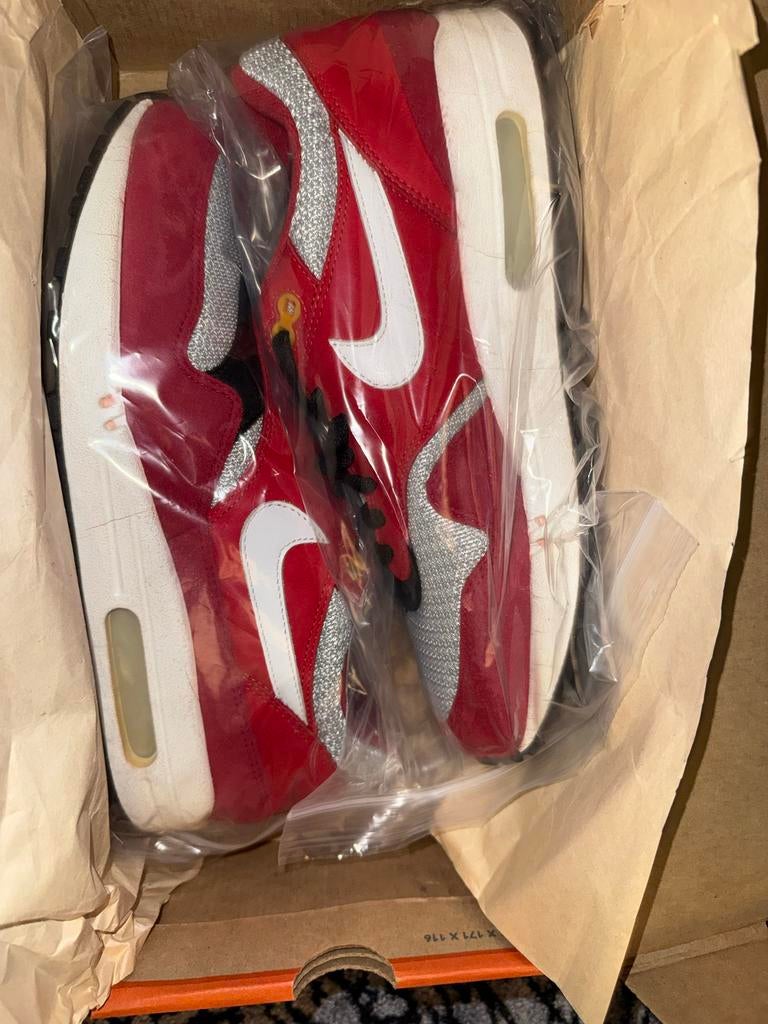 Nike Air Max 1 Urawa Dragon - Maat 43 - Deadstock, Ophalen of Verzenden, Nieuw, Overige kleuren, Sneakers of Gympen