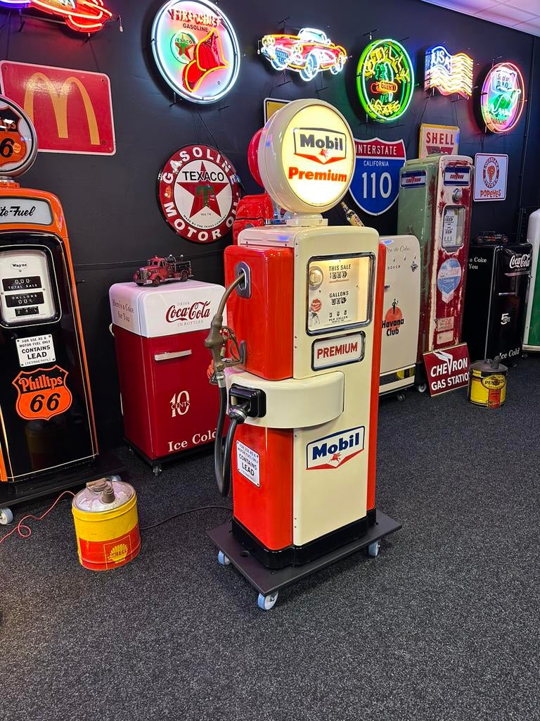 Unieke Amerikaanse benzinepomp Wayne 100a Swing-Arm Mobil, Ophalen, Gebruikt