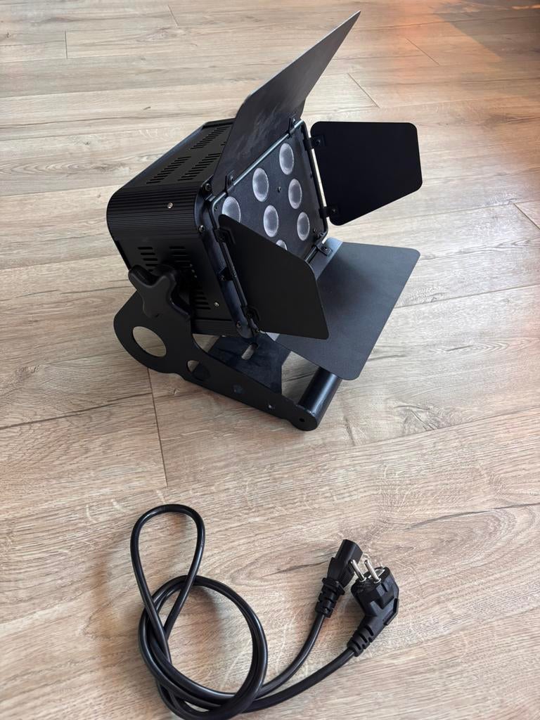 Stairville HL-X9 DCL (warm & koud wit), Muziek en Instrumenten, Licht en Laser, Verzenden, Geen, Zo goed als nieuw, Licht