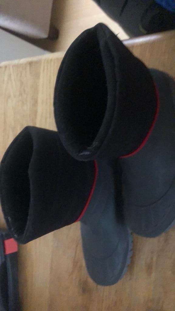 Laarsen gevoerd maat 42/43, Ophalen of Verzenden, Zo goed als nieuw