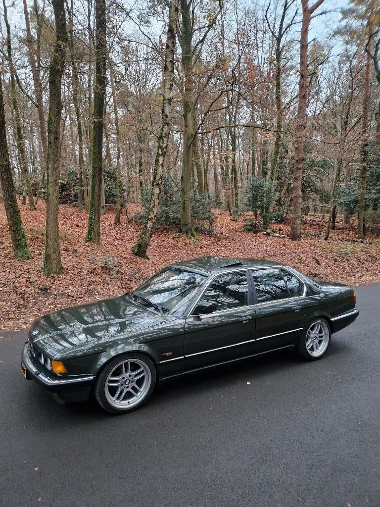 BMW 7-Serie E32 735i 1987 Malachit Oldtimer Handgeschakeld, 3430 cc, Achterwielaandrijving, Leder, 1600 kg