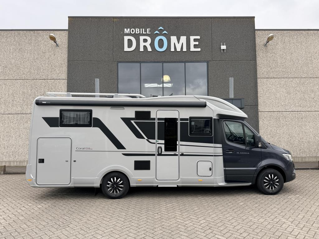 Adria Coral MB Supreme 670 DL Face to face, Caravans en Kamperen, Luifel, Vloeistofverwarming, Bedrijf, Diesel