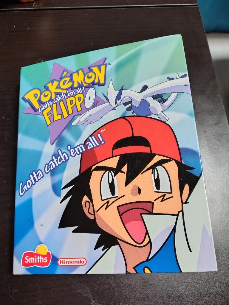 Map pokemon flippo's, Verzamelen, Flippo's, Ophalen of Verzenden, Verzameling, Met verzamelmap(pen)