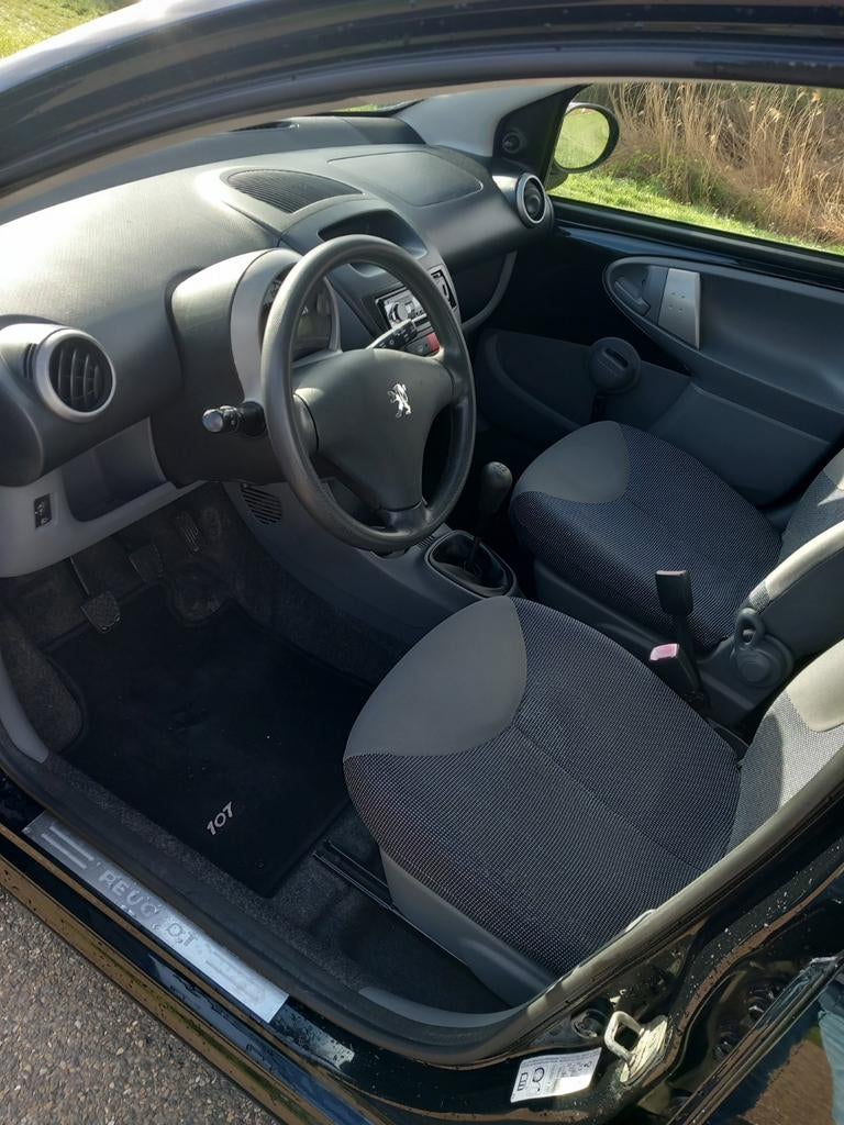 Peugeot 107 1.0 12V 5DR 2007 Zwart, Voorwielaandrijving, 4 stoelen, Origineel Nederlands, Handgeschakeld