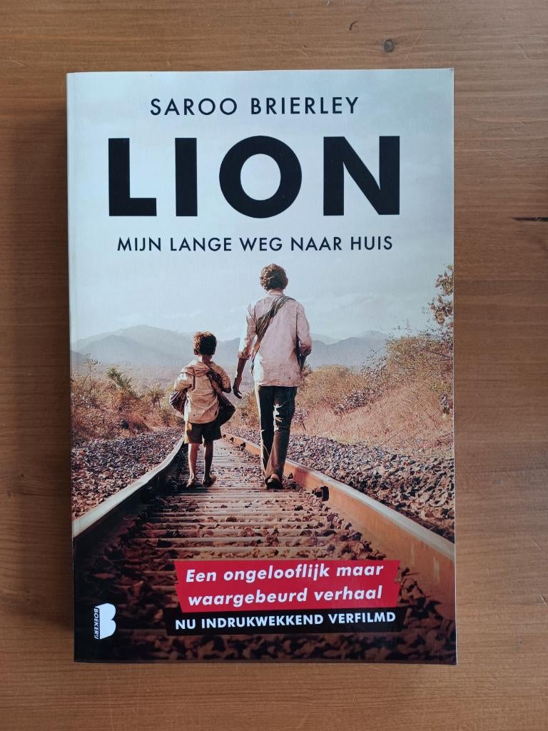 Lion - mijn lange weg naar huis, Overige, Ophalen of Verzenden, Zo goed als nieuw, Saroo Brierley