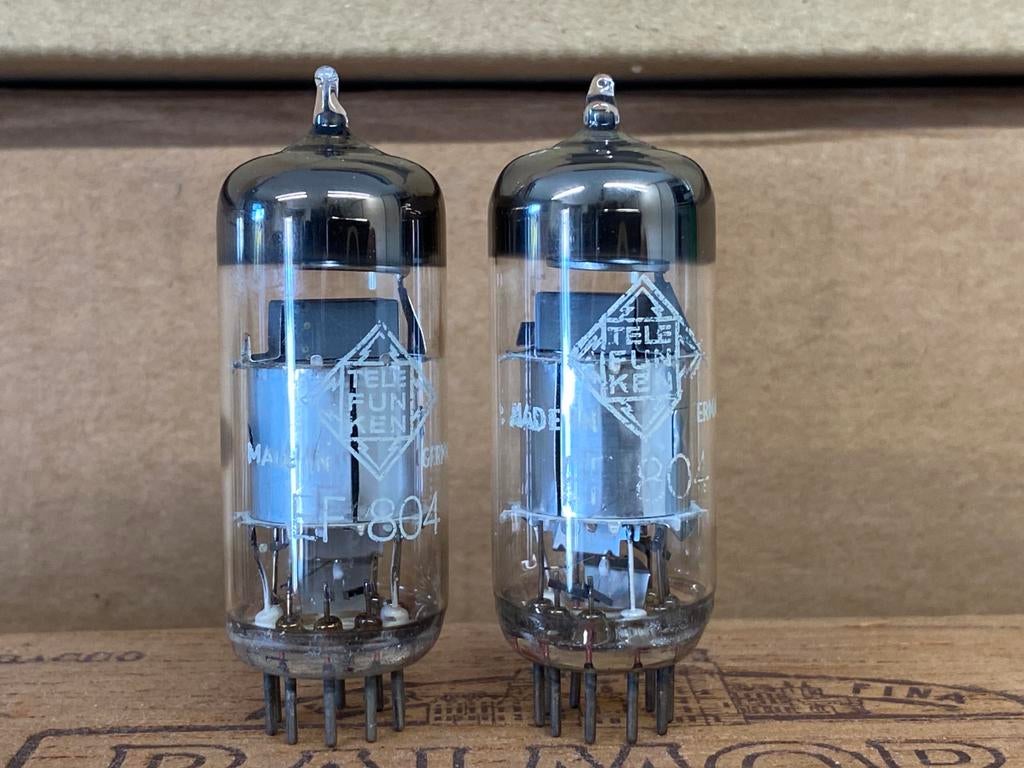 EF804 Telefunken <> Silver shield, Antiek en Kunst, Antiek | Tv's en Audio, Ophalen of Verzenden