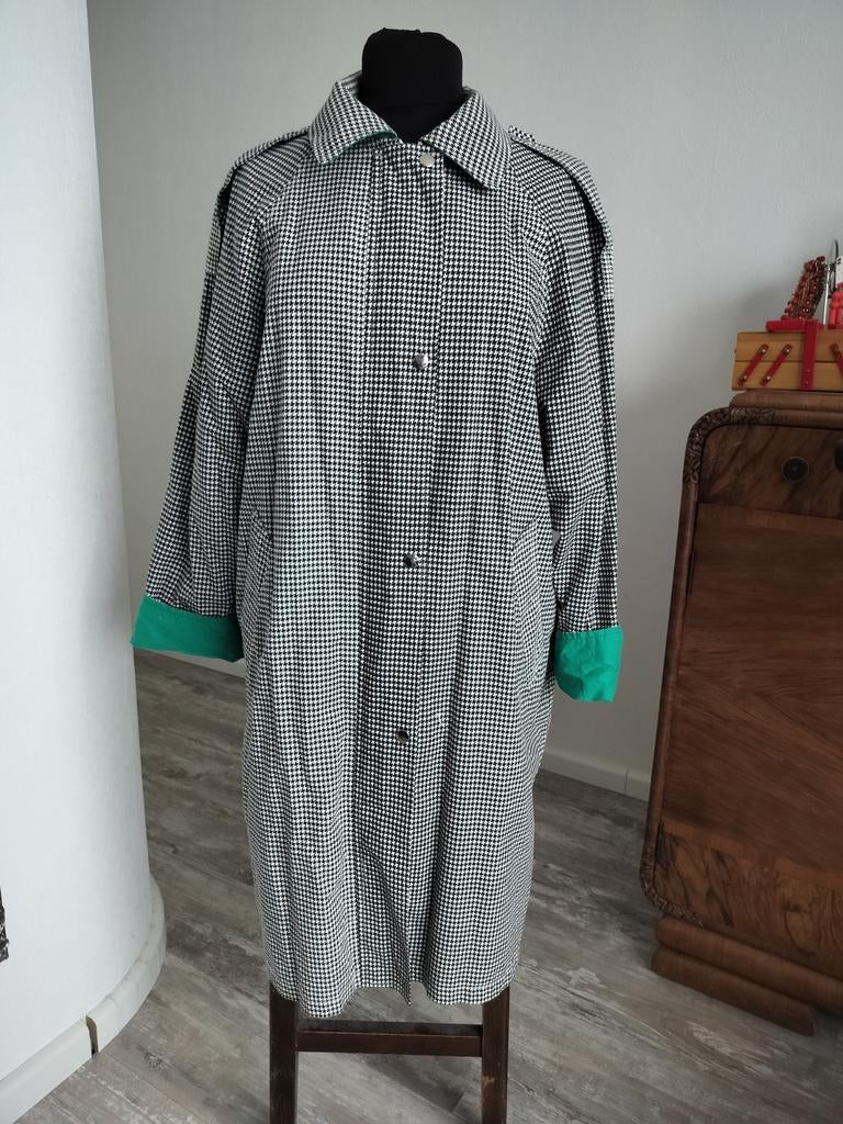 Vintage Trenchcoat. Pied de Poule, Ophalen of Verzenden, Zo goed als nieuw, Maat 38/40 (M), Groen