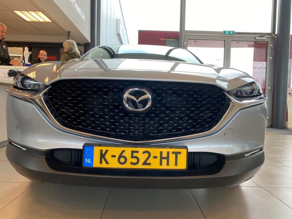 Mazda CX-30 2.0 SkyActiv-X Luxury,Navigatie,Achteruitrijcame, 1998 cc, Gebruikt, 4 cilinders, Met garantie (alle)