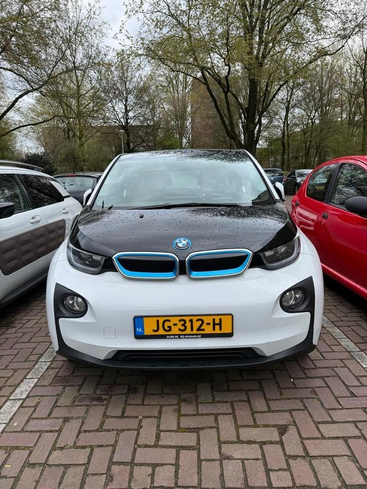 BMW i3 REx (2014) 22kwh Apple CarPlay & LED –127,000, Auto's, BMW, Automaat, 1290 kg, Wit, Hybride Elektrisch/Benzine