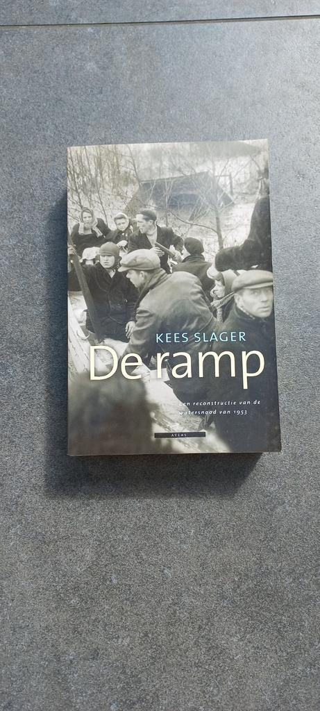 De Ramp - Kees Slager - Watersnoodramp 1953, Boeken, Geschiedenis | Vaderland, Ophalen of Verzenden, 20e eeuw of later, Gelezen