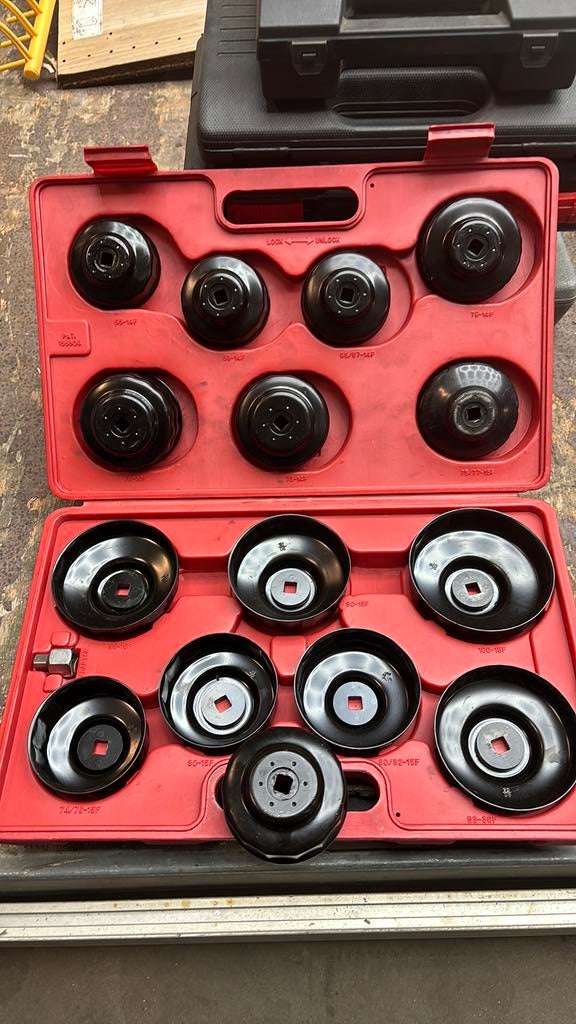 Oliefiltersleutelset, Ophalen of Verzenden, Zo goed als nieuw