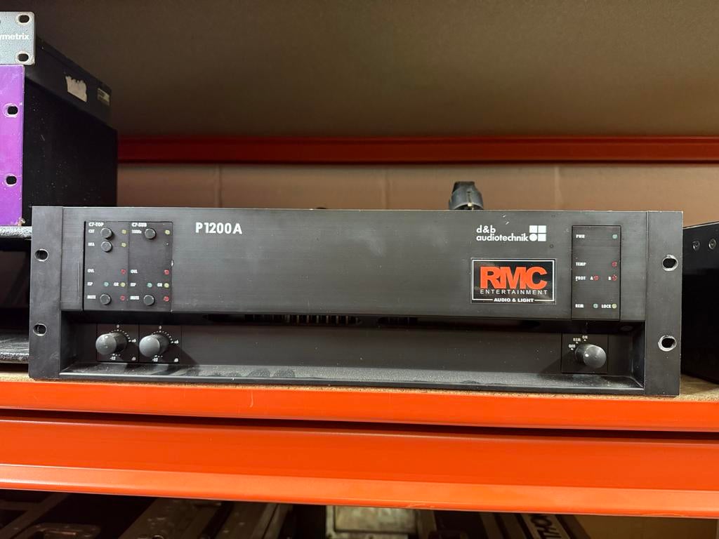 d&b audiotechnik P1200A versterker, Overige merken, Ophalen of Verzenden, 120 watt of meer, Gebruikt