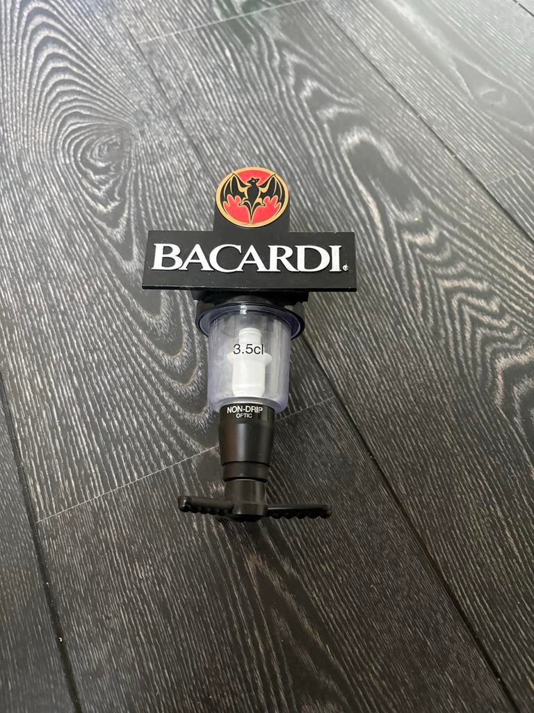 Bacardi Drankdispenser 3.5cl - Gebruikt, Ophalen of Verzenden, Gebruikt