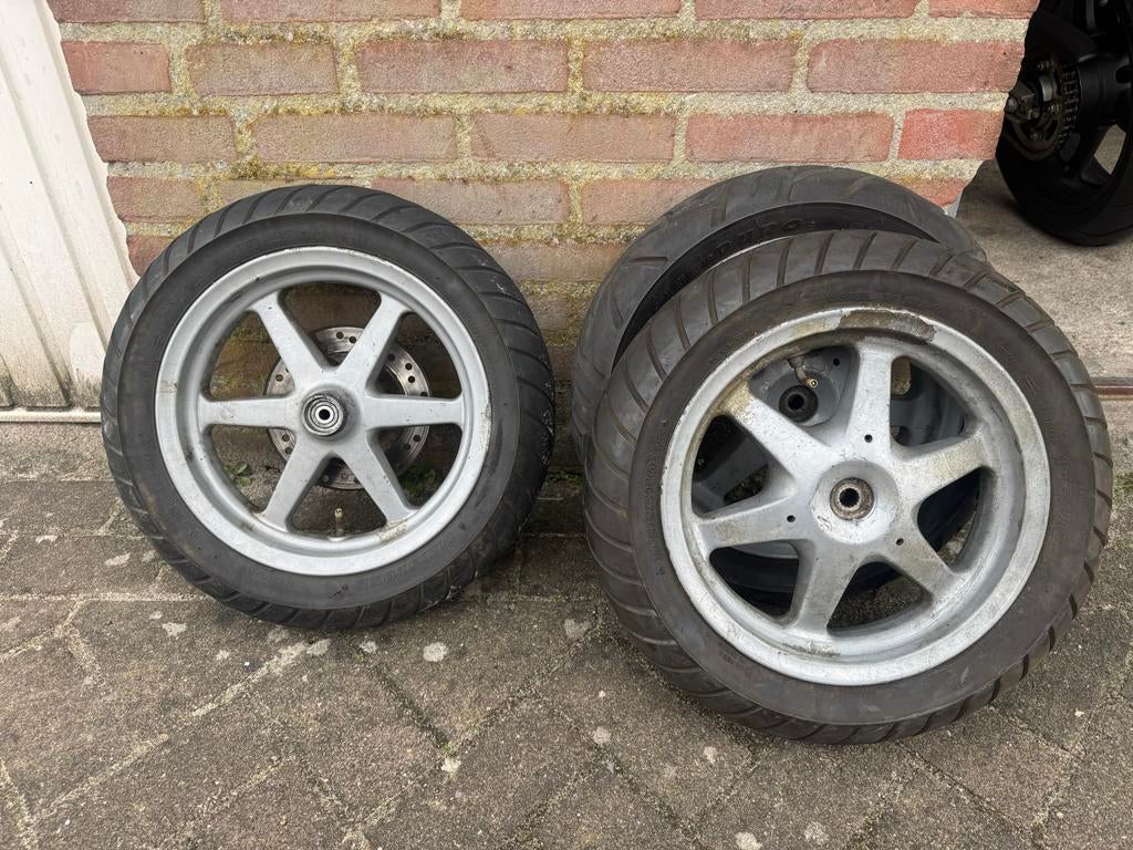 Yamaha Jog velgen en banden, Ophalen of Verzenden, Gebruikt, Overige typen, Yamaha