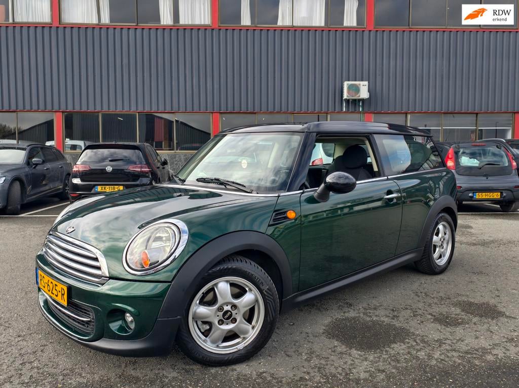 Mini Mini Clubman 1.6 Cooper Pepper // AUTOMAAT / AIRCO /, Auto's, Mini, Euro 5, Gebruikt, 4 cilinders, 4 stoelen