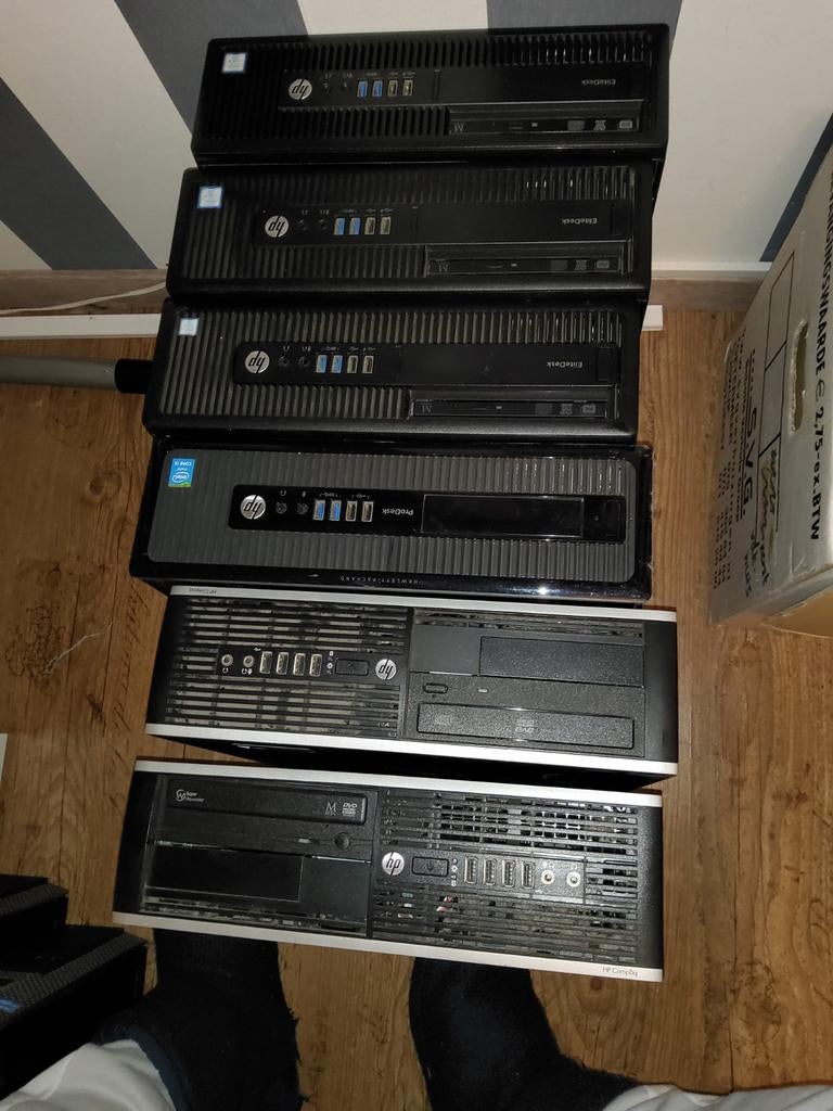 8 x i5 desktop met monitors, Ophalen, Zo goed als nieuw, 3 tot 4 Ghz