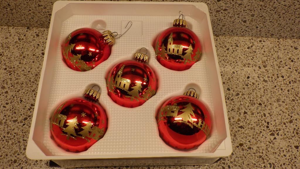 mooie rode kerstballen met goudopdruk, Diversen, Kerst, Ophalen of Verzenden, Gebruikt