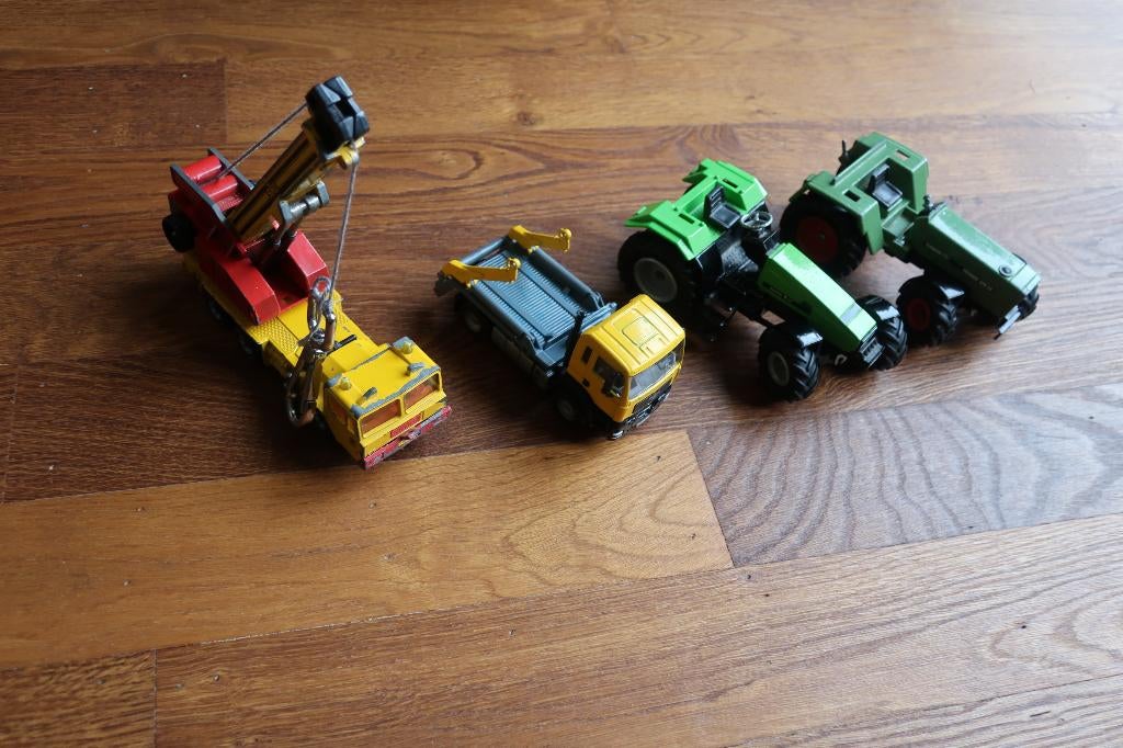 3 siku voertuigen gebruikte staat, Kinderen en Baby's, Speelgoed | Speelgoedvoertuigen, Ophalen of Verzenden, Gebruikt