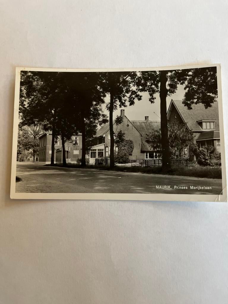 ansichtkaart Maurik, Prinses Marijkelaan, Verzamelen, Ansichtkaarten | Nederland, Ophalen of Verzenden, 1940 tot 1960, Gelopen