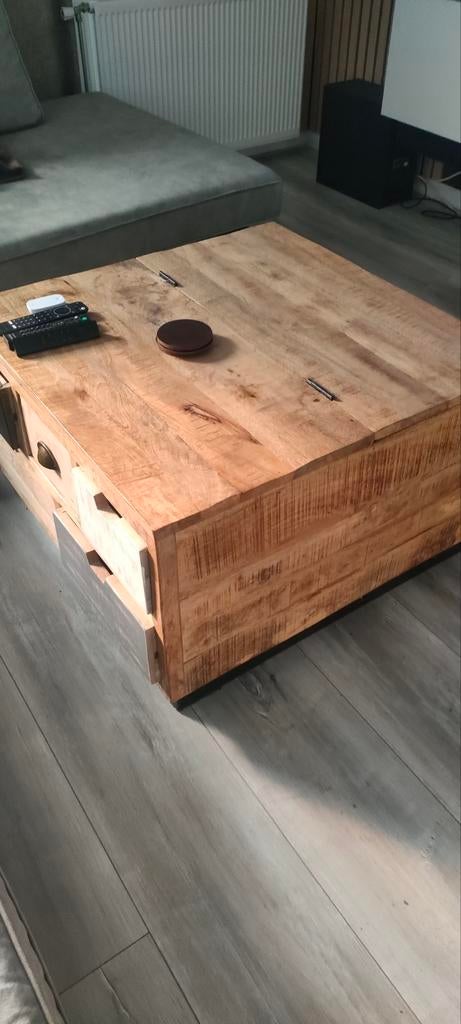 Vierkante mangohouten salontafel met 5 lades en opbergkist, Huis en Inrichting, Tafels | Salontafels, Ophalen, 50 tot 100 cm, Vierkant