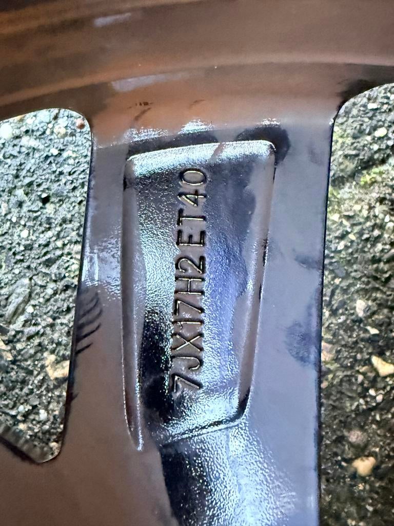 VAG velgen met banden 17 en 18 inch, Auto-onderdelen, Banden en Velgen, Gebruikt, Banden en Velgen, 17 inch, Ophalen of Verzenden