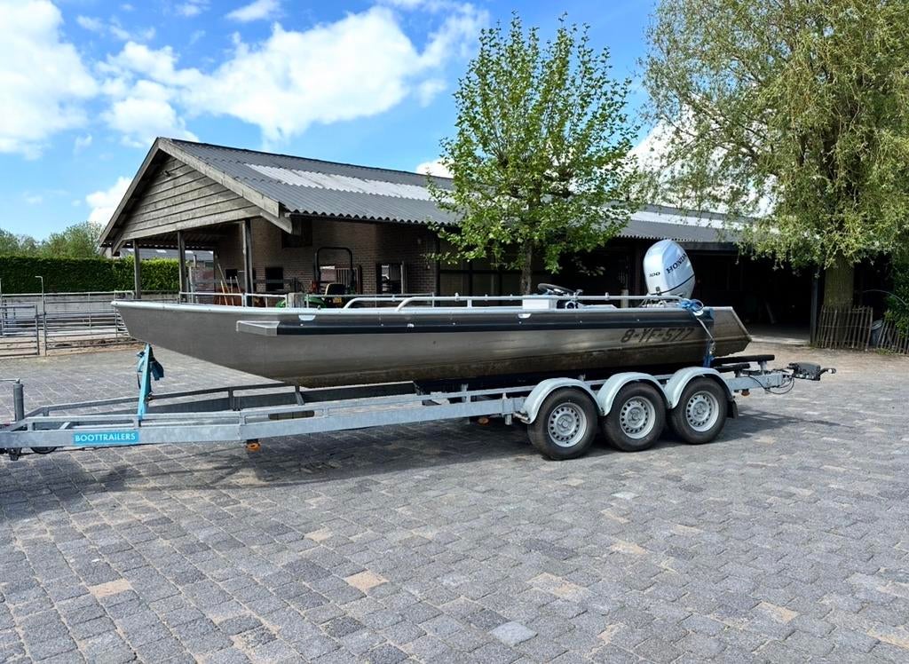 Aluminium boot,visboot,sloep,karperboot met deelbare tent., Watersport en Boten, Ophalen, 50 pk of meer, Aluminium, Zo goed als nieuw