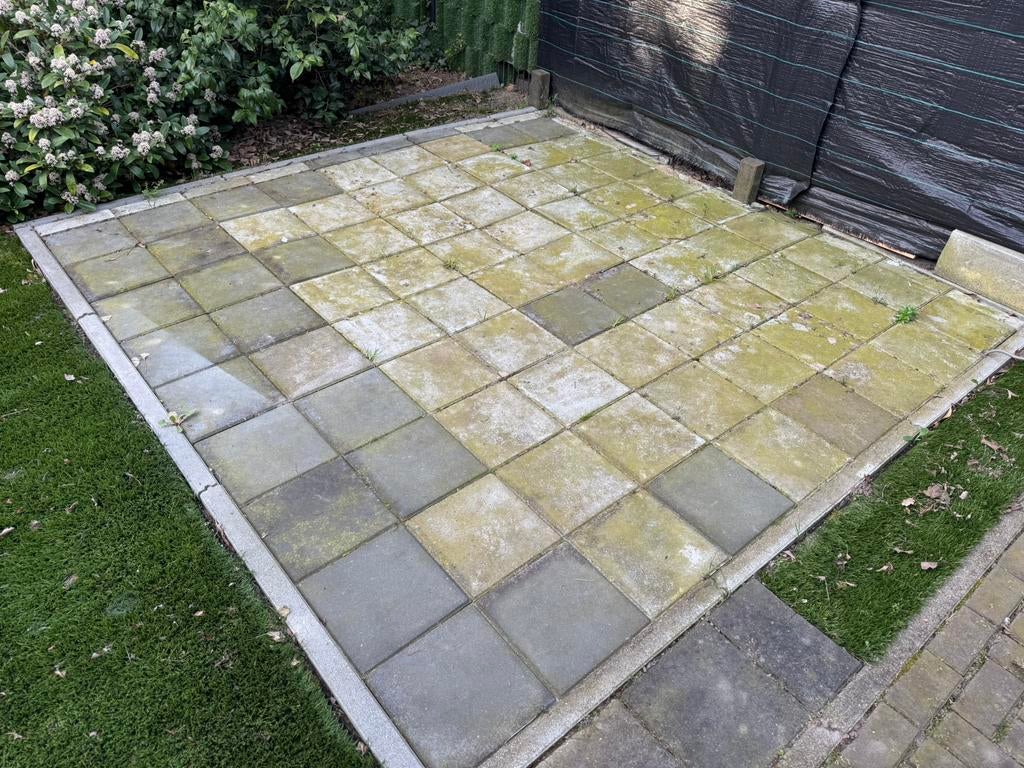 GRATIS 81 tegels 30 x 30 tuintegels stoeptegels grijs 7 m2, Tuin en Terras, Ophalen, Gebruikt, 5 tot 10 m², Beton