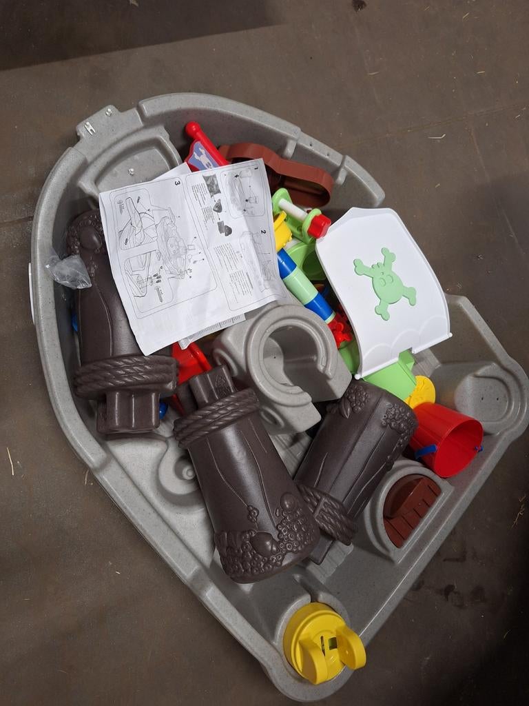 Little Tikes Anchors Away Pirate zand- en watertafel, Ophalen