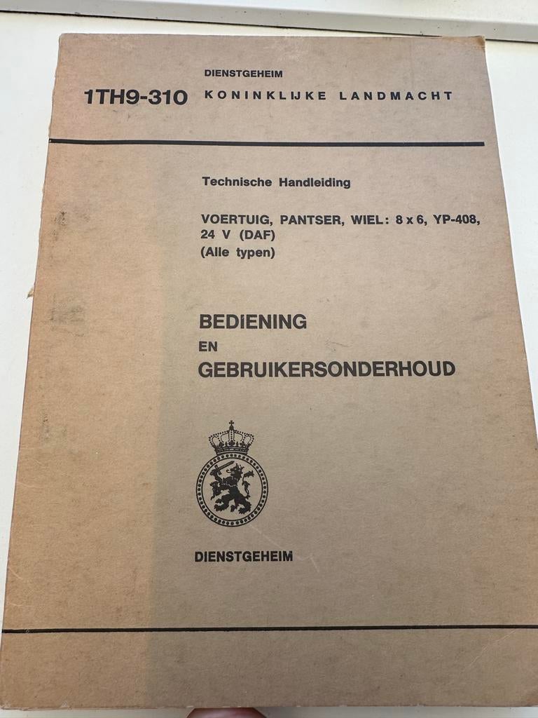 YP-408 DAF handboek, Boeken, Techniek, Ophalen of Verzenden, Gelezen, Autotechniek
