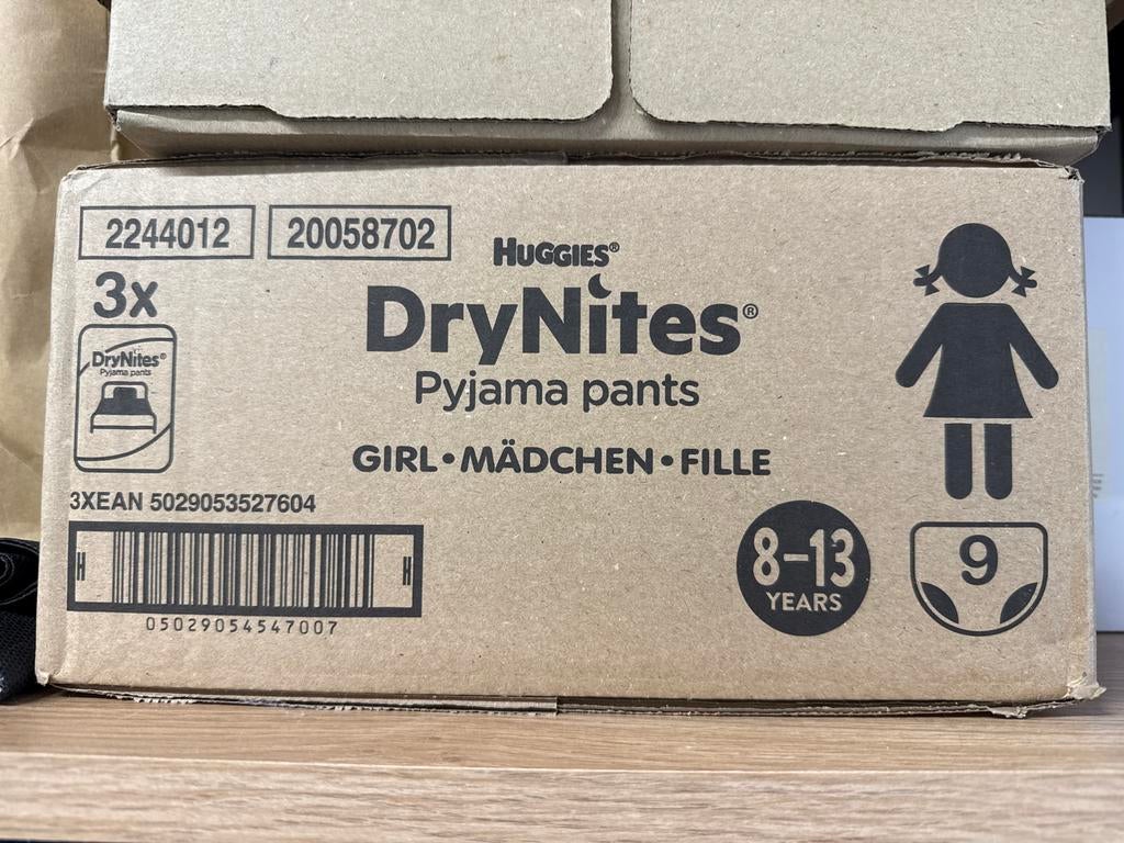 Huggies DryNites Pyjamabroekjes Meisjes 8-13 Jaar (3x), Ophalen of Verzenden, Nieuw, Overige maten