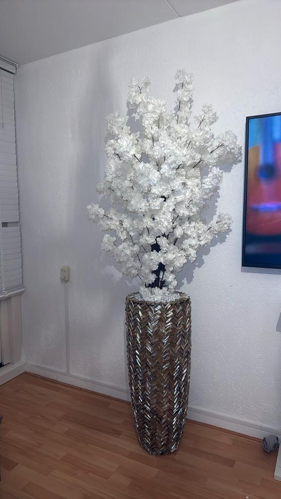 Mooi schelpenvazen met bloesem boom, Huis en Inrichting, Woonaccessoires | Vazen, Ophalen of Verzenden, Zo goed als nieuw
