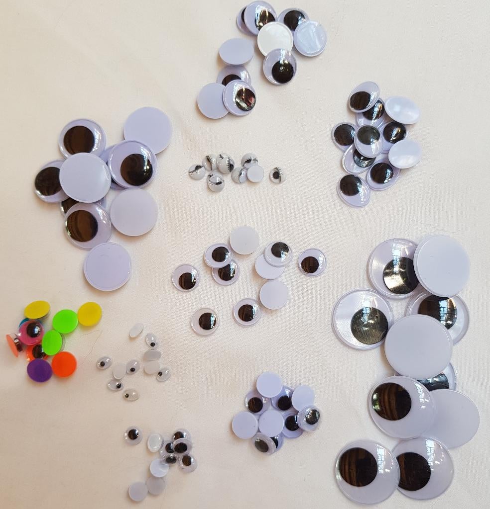 Aanbieding: Opplakbare wiebeloogjes assorti, Materiaal, Nieuw, Ophalen of Verzenden, Linschoten