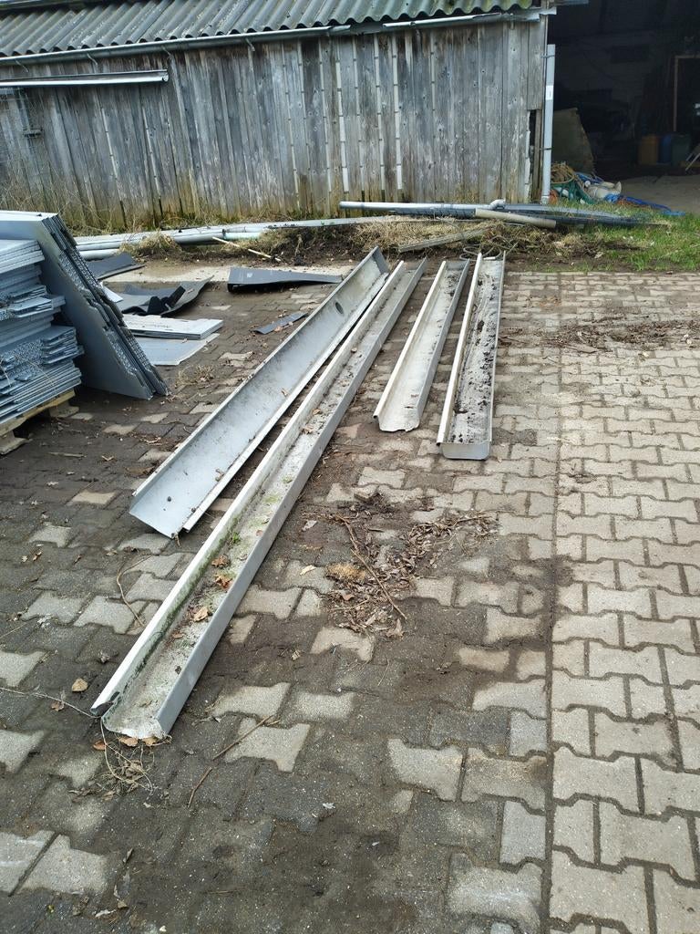 Gebruikte dakgoten, Doe-het-zelf en Verbouw, Ophalen, Gebruikt, 15 m² of meer, Overige typen