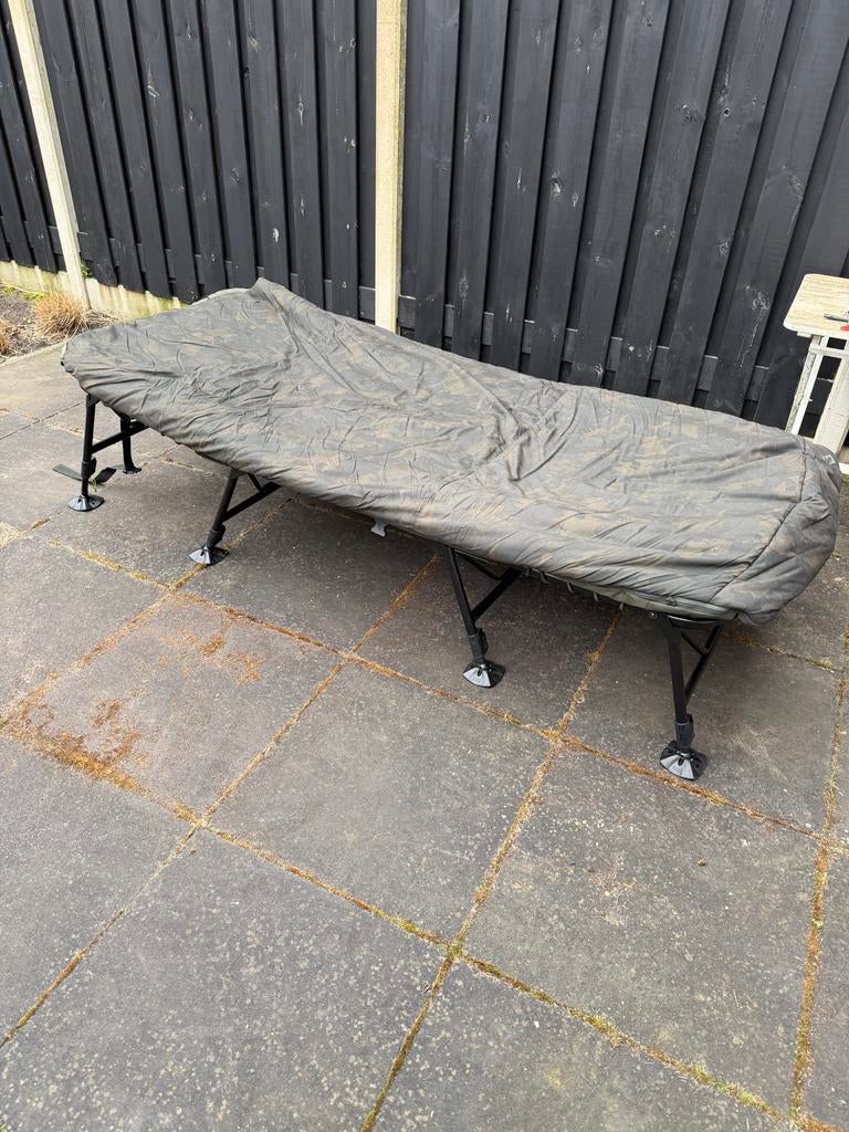 Nash Indulgence Emperor SS4 4 season bedchair met draagtas, Watersport en Boten, Hengelsport | Karpervissen, Ophalen, Gebruikt