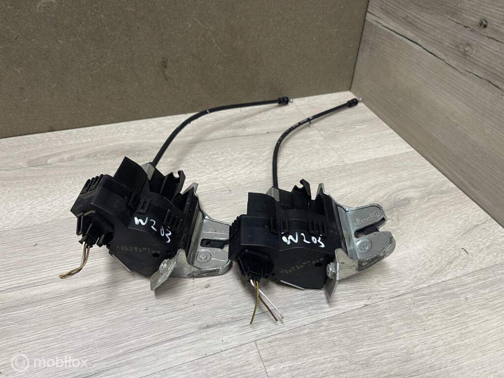 Slotmechaniek achterklep Mercedes C-klasse CL203 (01-8), Gebruikt, Mercedes-Benz, Ophalen of Verzenden, Mercedes-Benz