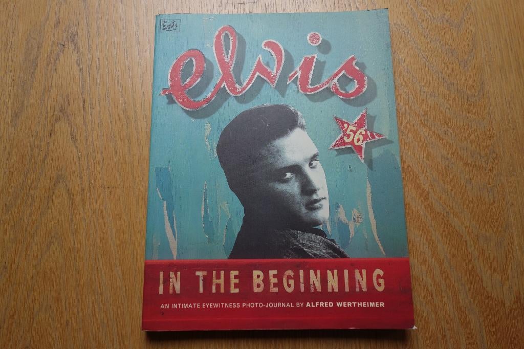 Boek Elvis Presley in the beginning., Ophalen of Verzenden, Zo goed als nieuw, Boek, Tijdschrift of Artikel