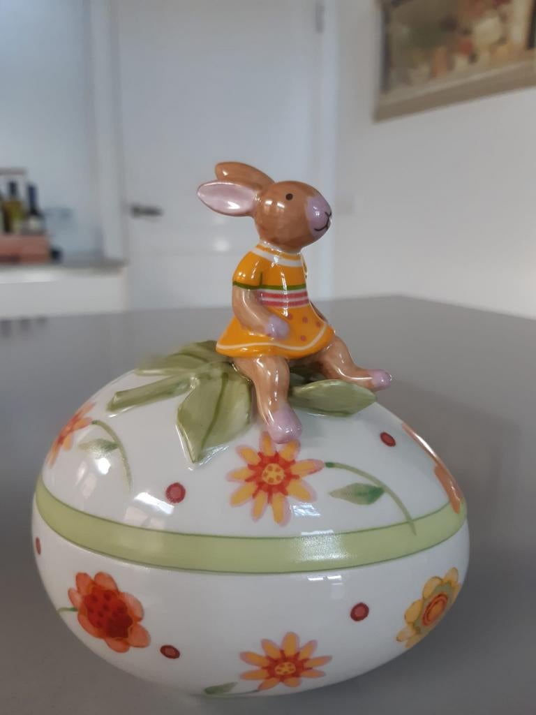 Paasei Doosje Hazenmeisje Villeroy en Boch Spring Decoration, Ophalen of Verzenden