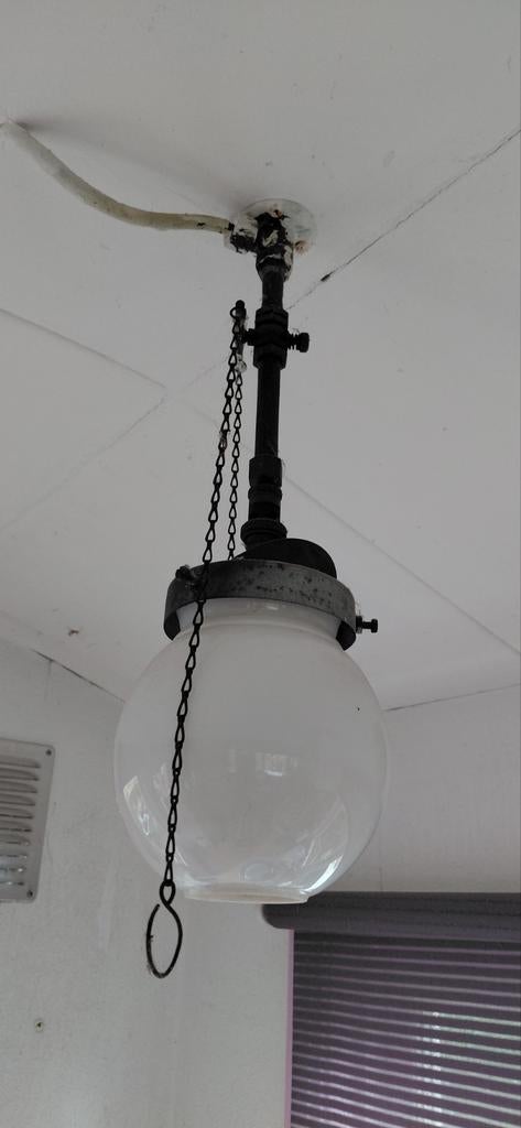 Vintage gasplafondlamp met Melkglas Bol, Ophalen of Verzenden, Glas, Minder dan 50 cm, Gebruikt