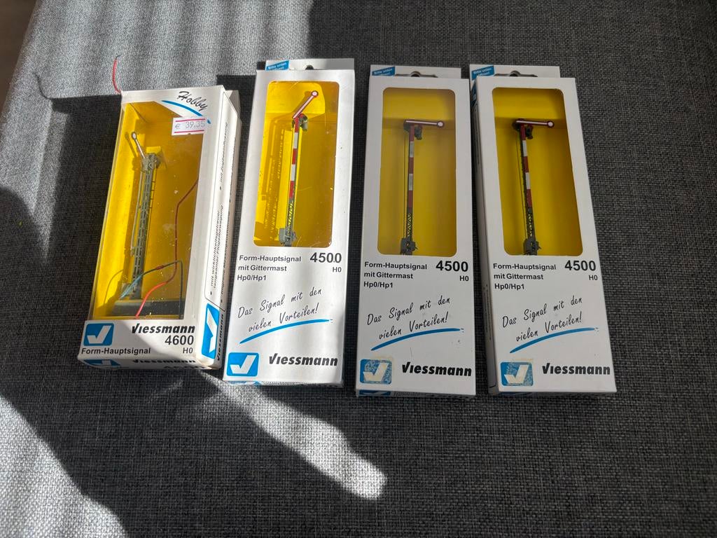 4 Viessmann Form-Hauptsignaal 4500 en 4600 H0, Overige merken, Gelijkstroom of Wisselstroom, Overige typen, Ophalen of Verzenden